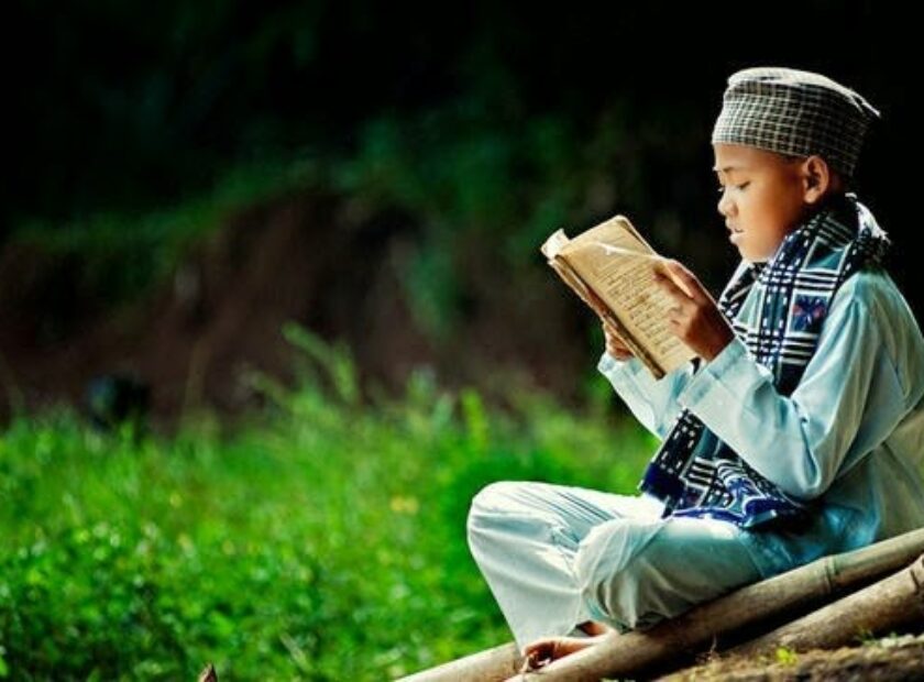 5-tips-agar-bisa-konsisten-dalam-membaca-Al-Quran