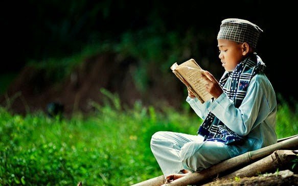 5-tips-agar-bisa-konsisten-dalam-membaca-Al-Quran